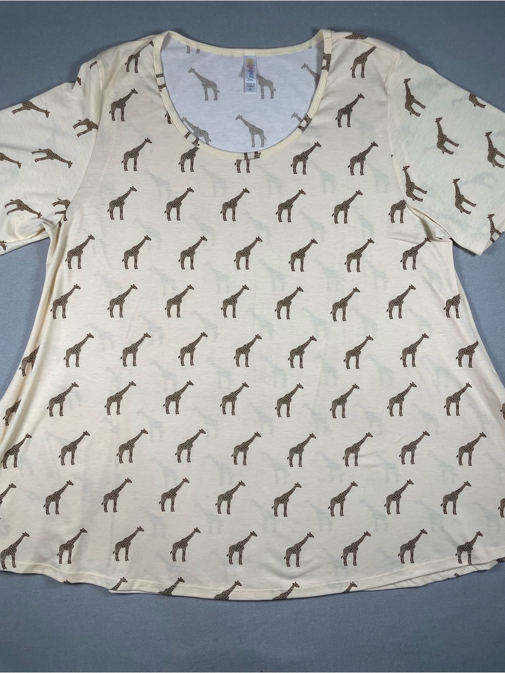 LuLaRoe Perfect T Giraffe Print Short Sleeve Tunic Shirt Cream Brown 3X